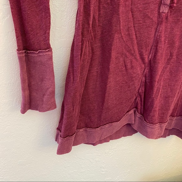 WE THE FREE lightweight henley style top - Picture 3 of 9